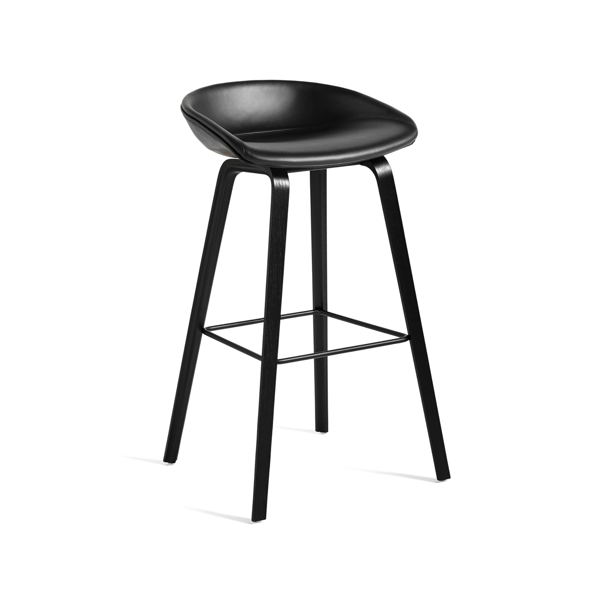 HAY - About a Stool AAS33 Low, Black Footrest, Black Oak/Cat.6 Sense Cognac - Barstolar & barpallar - Hee Welling - Metall/Trä/Plast