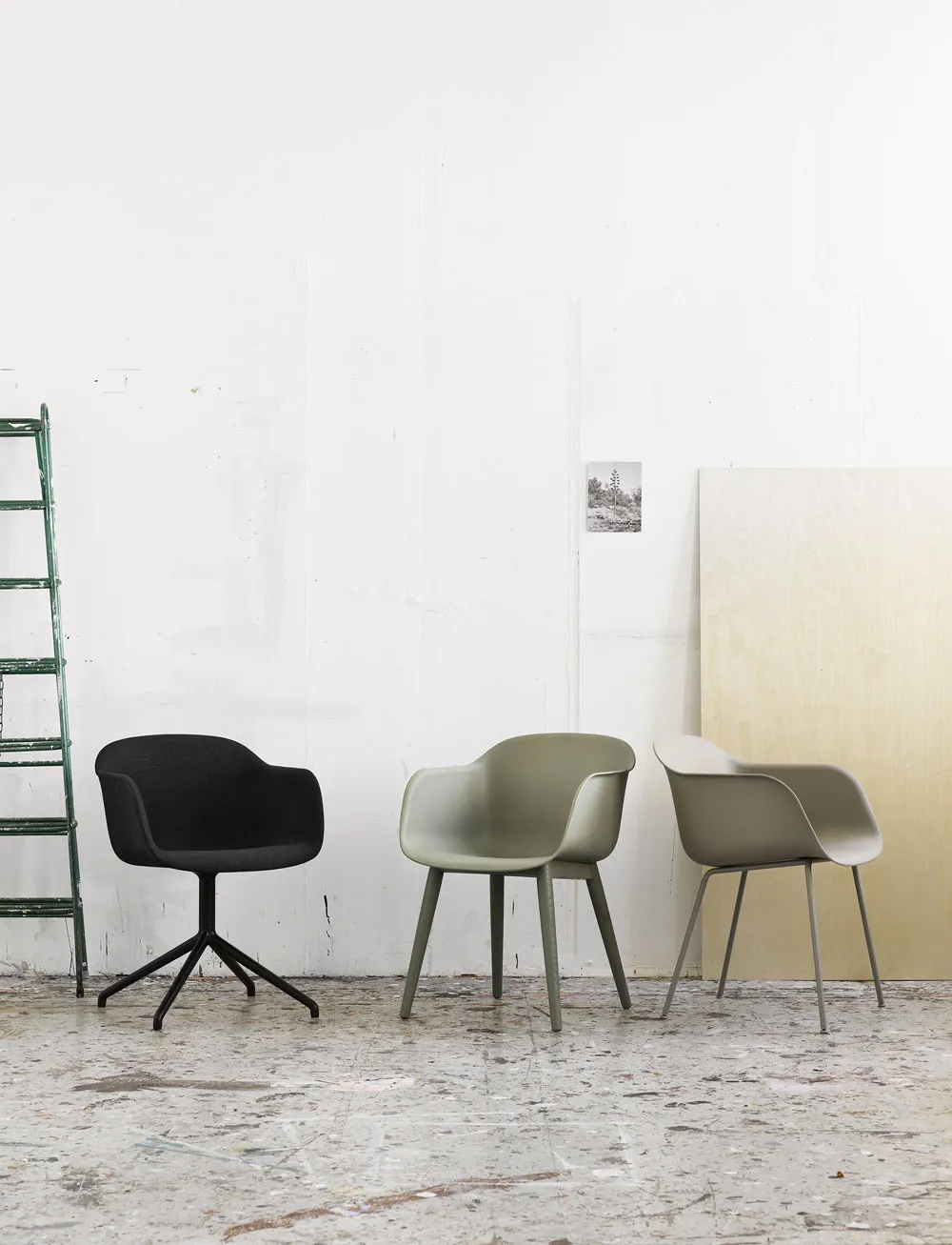 Fiber Armchair - Wood Base