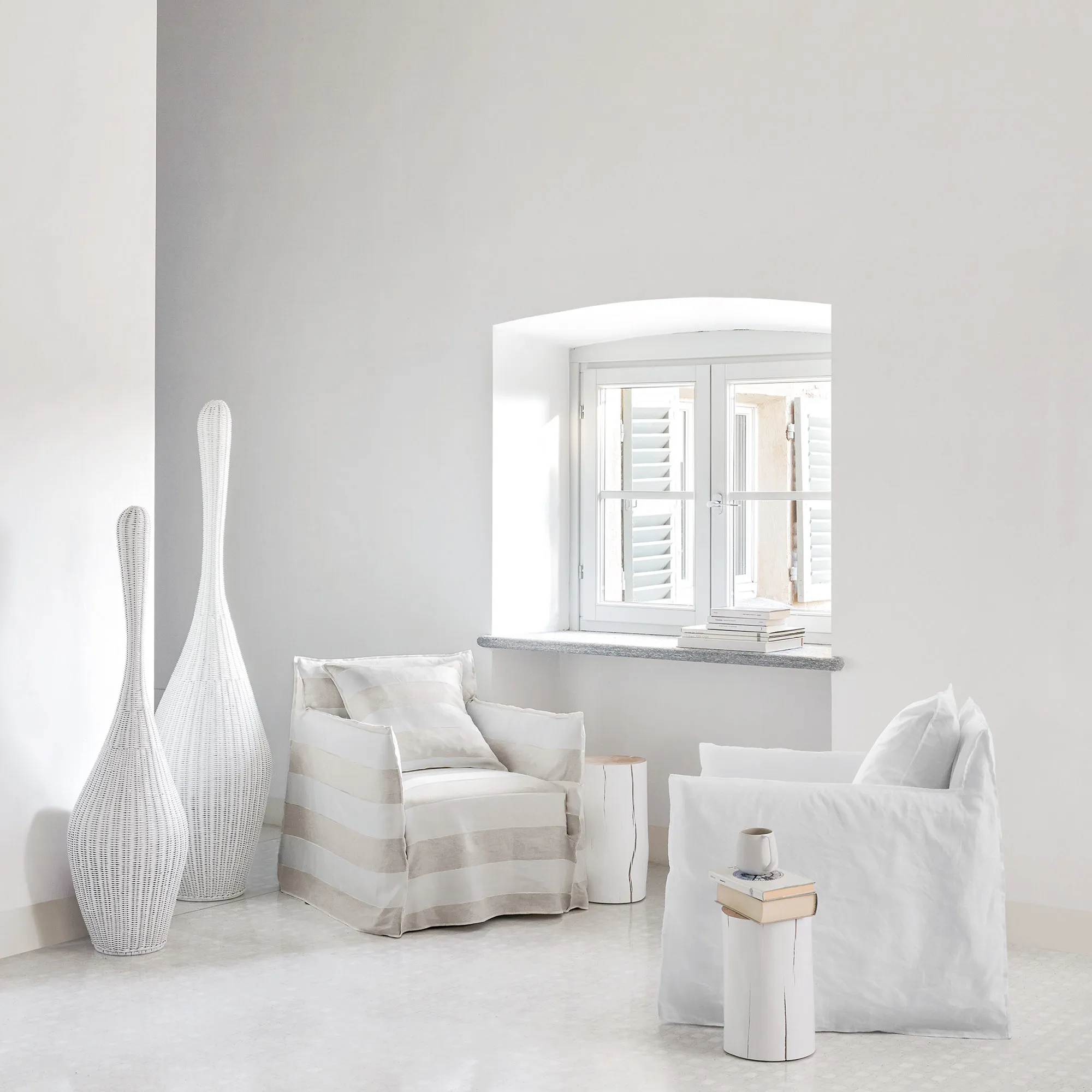 Ghost 04 Armchair