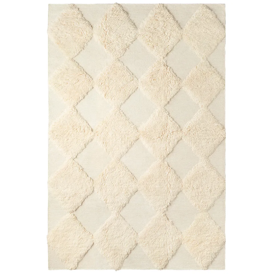 DD Chess Rug Off White 300 X 400