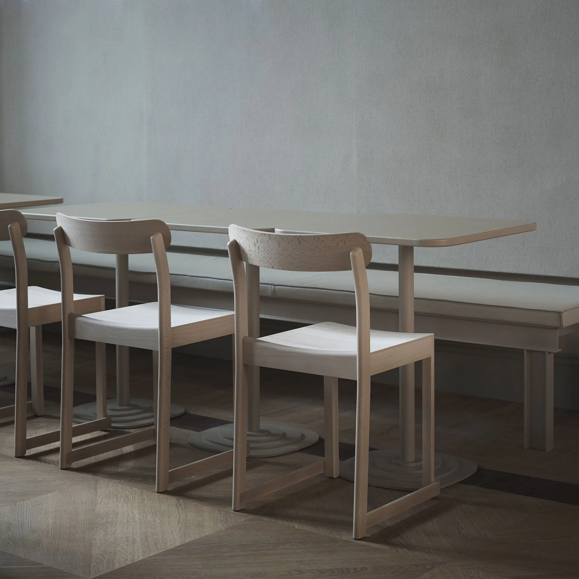 Atelier Chair Bok