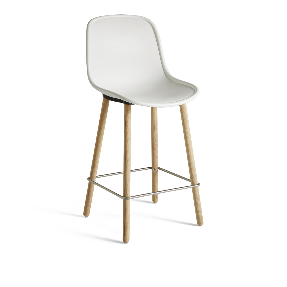HAY - Neu12 Bar Stool Low, Stainless Steel Footrest, Seat Cream White, Base WB Lacquered Solid Oak - Barstolar & barpallar - Vit - Metall/Trä/Plast