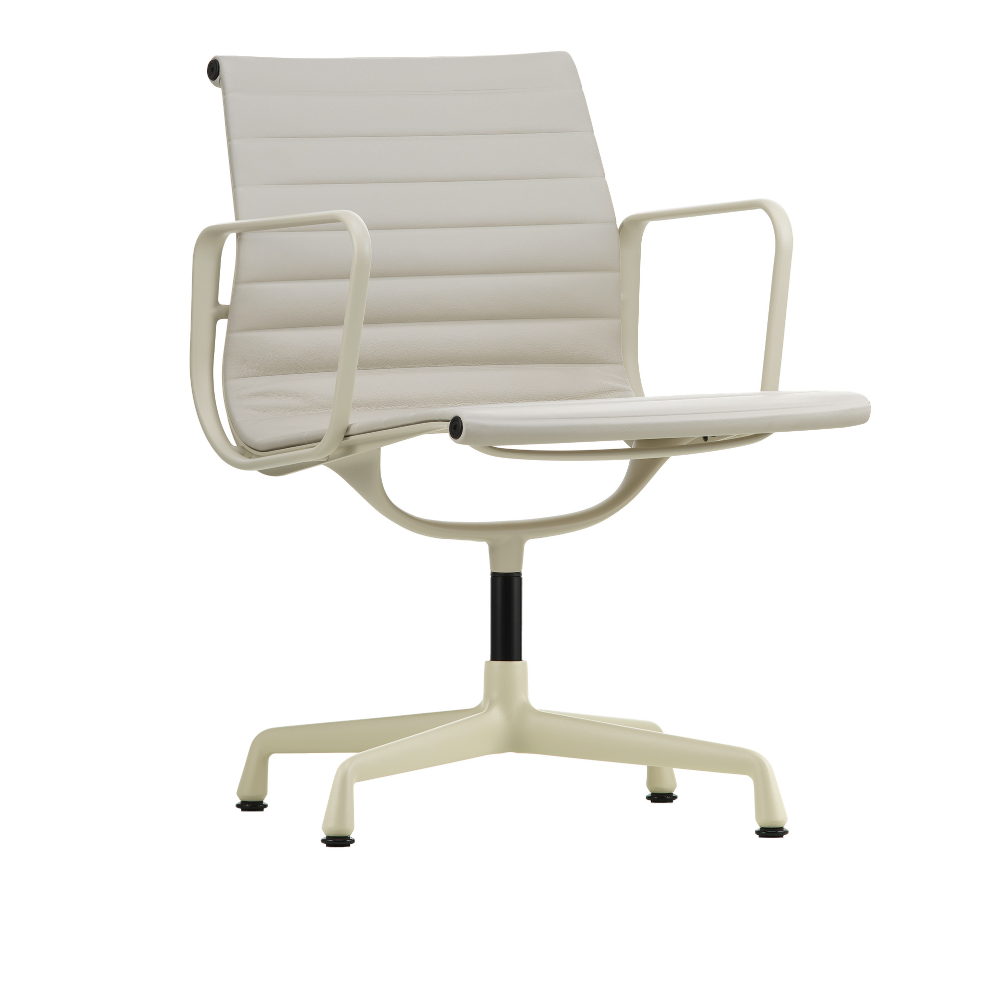 Vitra - EA 108 Chalk Leather Standard Clay 73 - Kontorsstolar - Charles & Ray Eames - Läder/Metall | Möbler - Stolar Och Pallar - Kontorsstolar | Möbelexperten