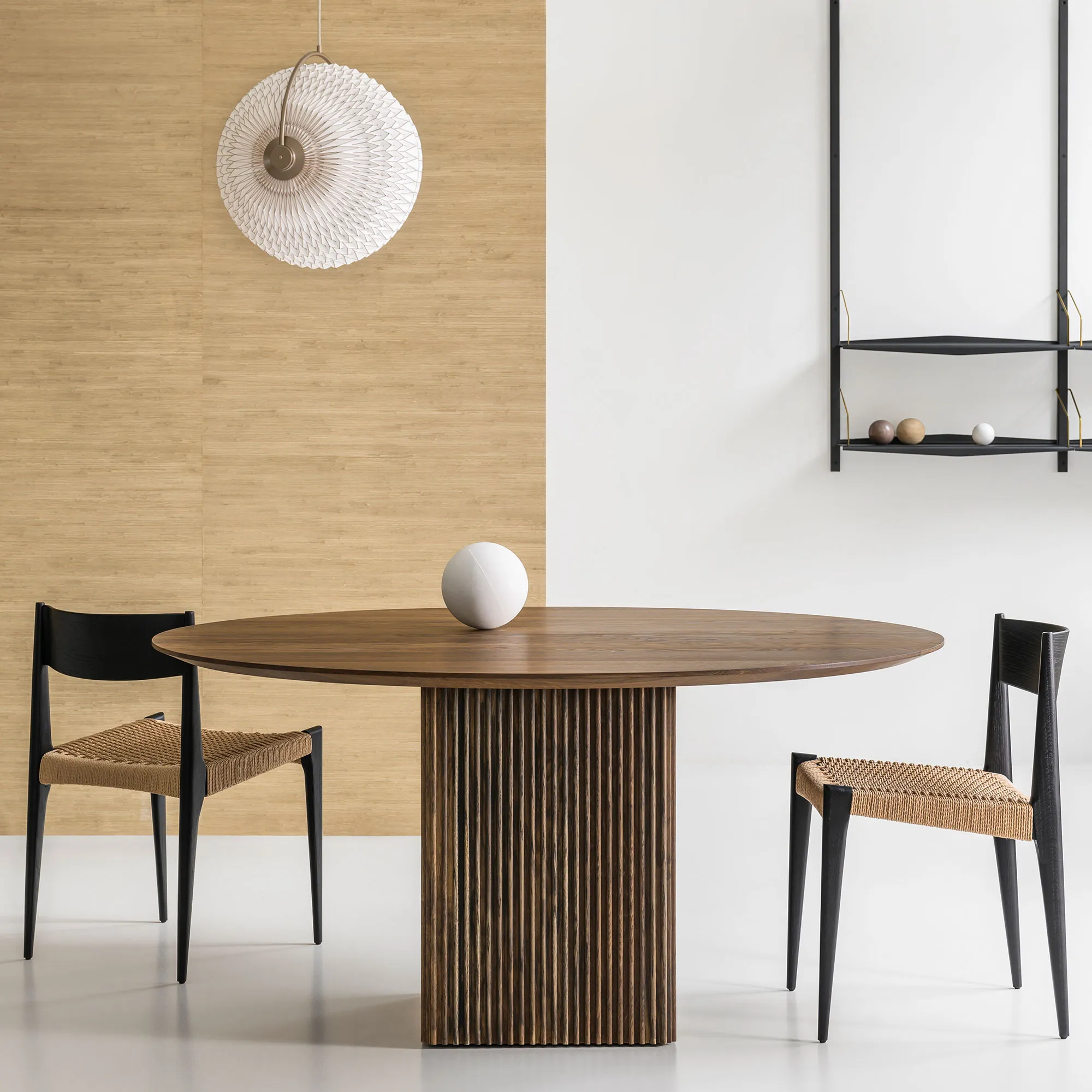 Ten matbord Ø140cm