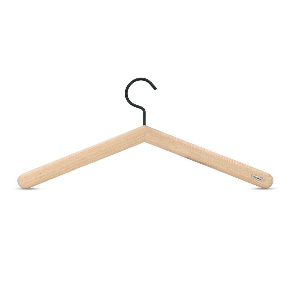 Fritz Hansen - Georg Hanger Obehandlad - Klädhängare & galgar - Christina Liljenberg Halstrøm - Träfärgad