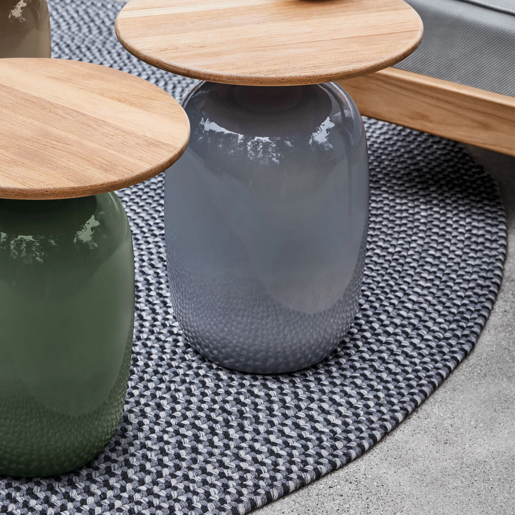 Blow High Side Table