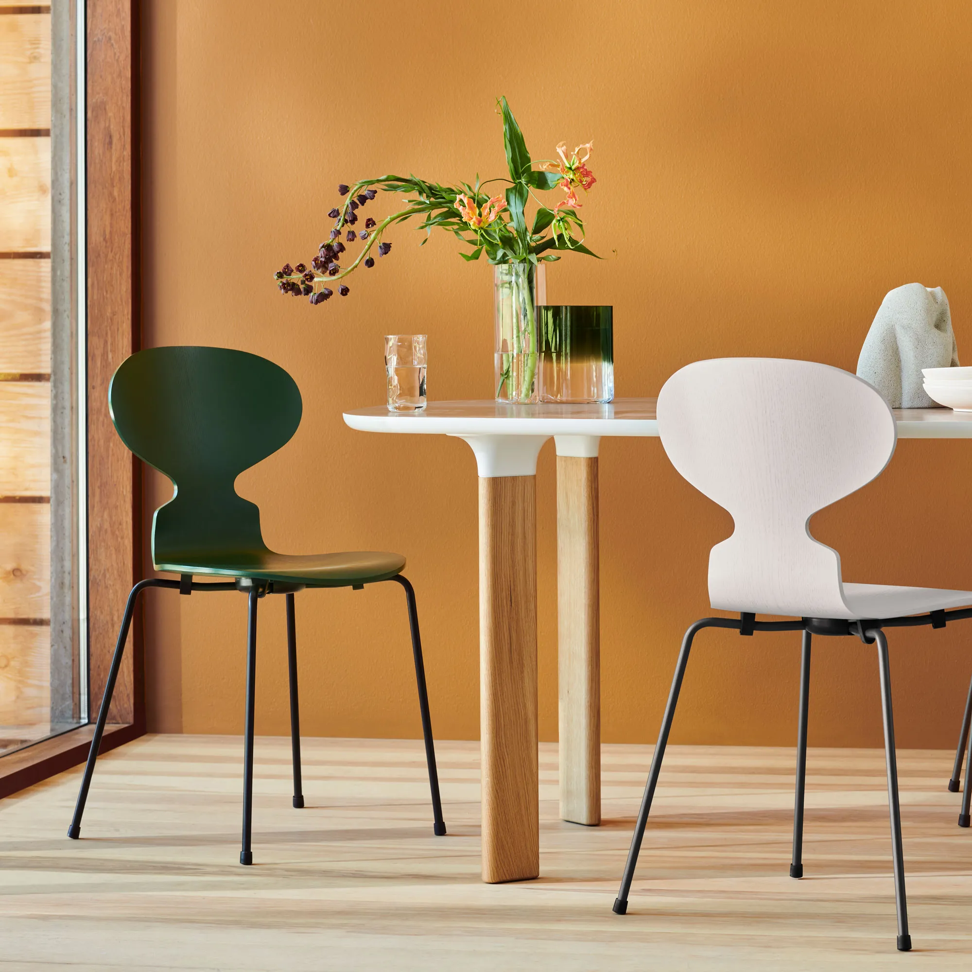 3101 Myran stol Coloured Ash Veneer Warm Graphite