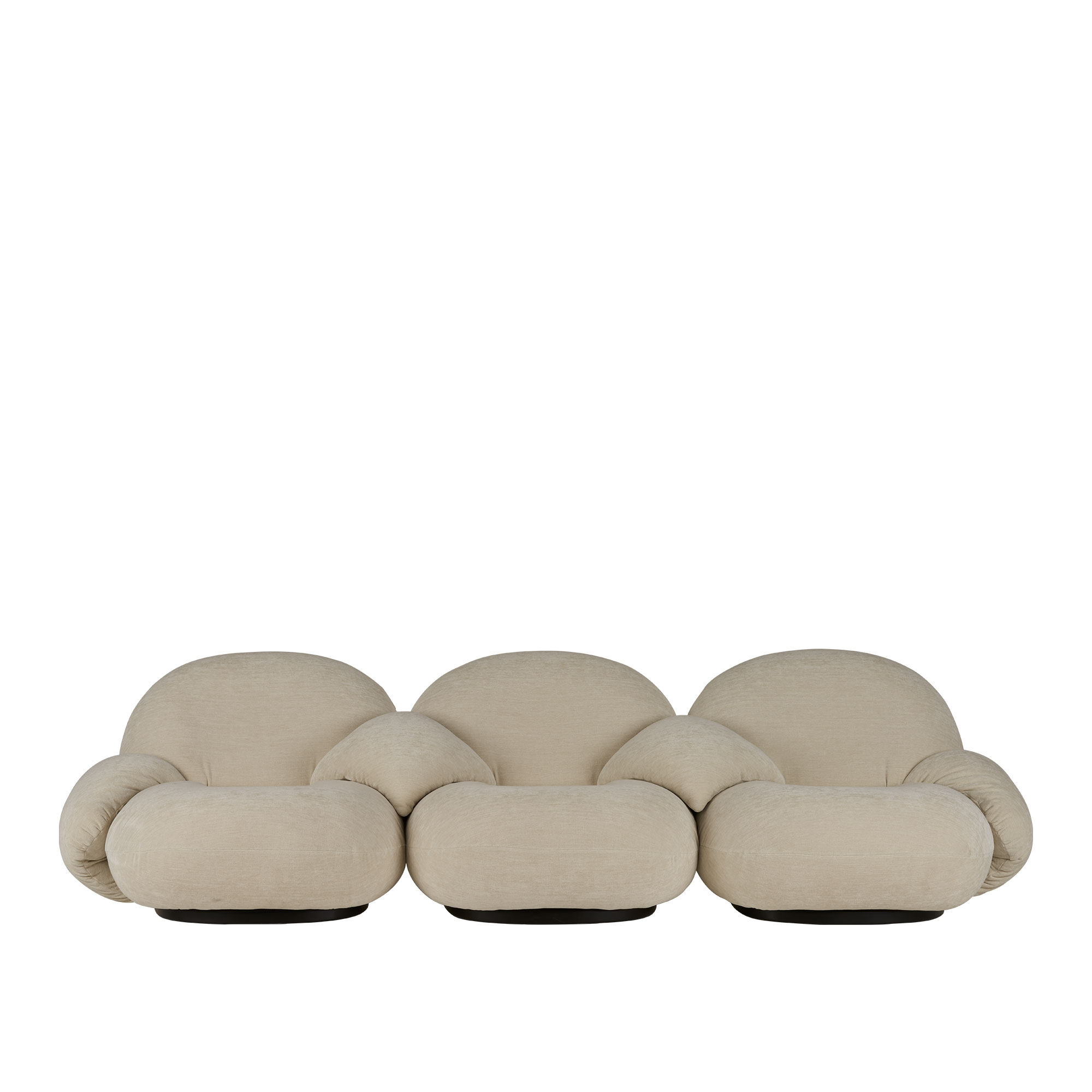 Gubi - Pacha Sofa 3-Seater Full Upholstered w. Armrests, Soft Black, Cat 3 Gubi Harp 024 Ivory - Soffor - Pierre Paulin - Svart | Möbler - Soffor Och Dagbäddar - Soffor | Möbelexperten