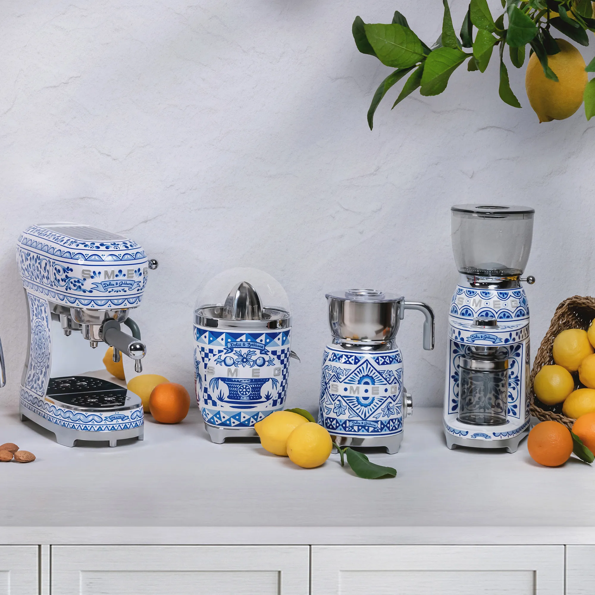 Dolce & Gabbana Espresso Manual Coffee Machine Blue