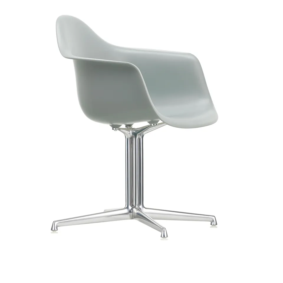 Eames RE Plastic Armchair DAL konferensstol