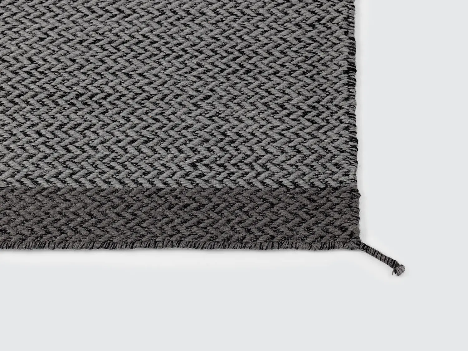 Ply Rug - Dark Grey