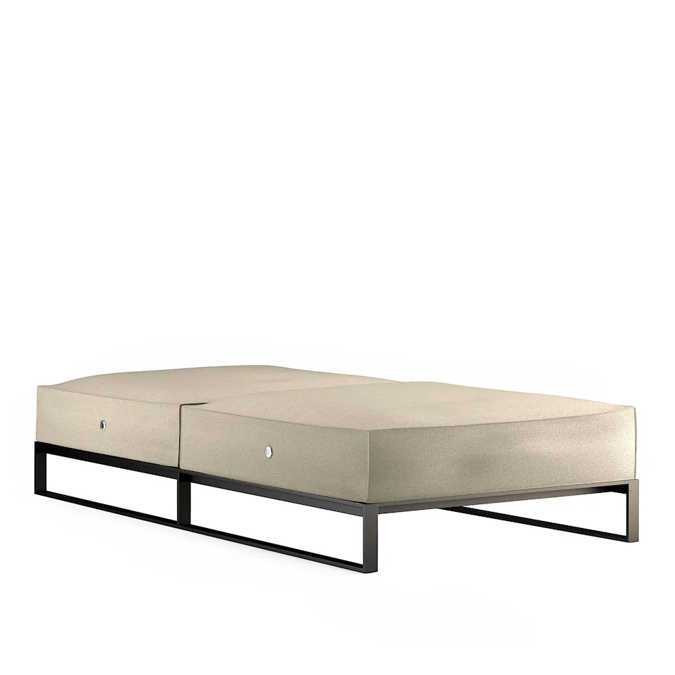 Garden Moore Daybed