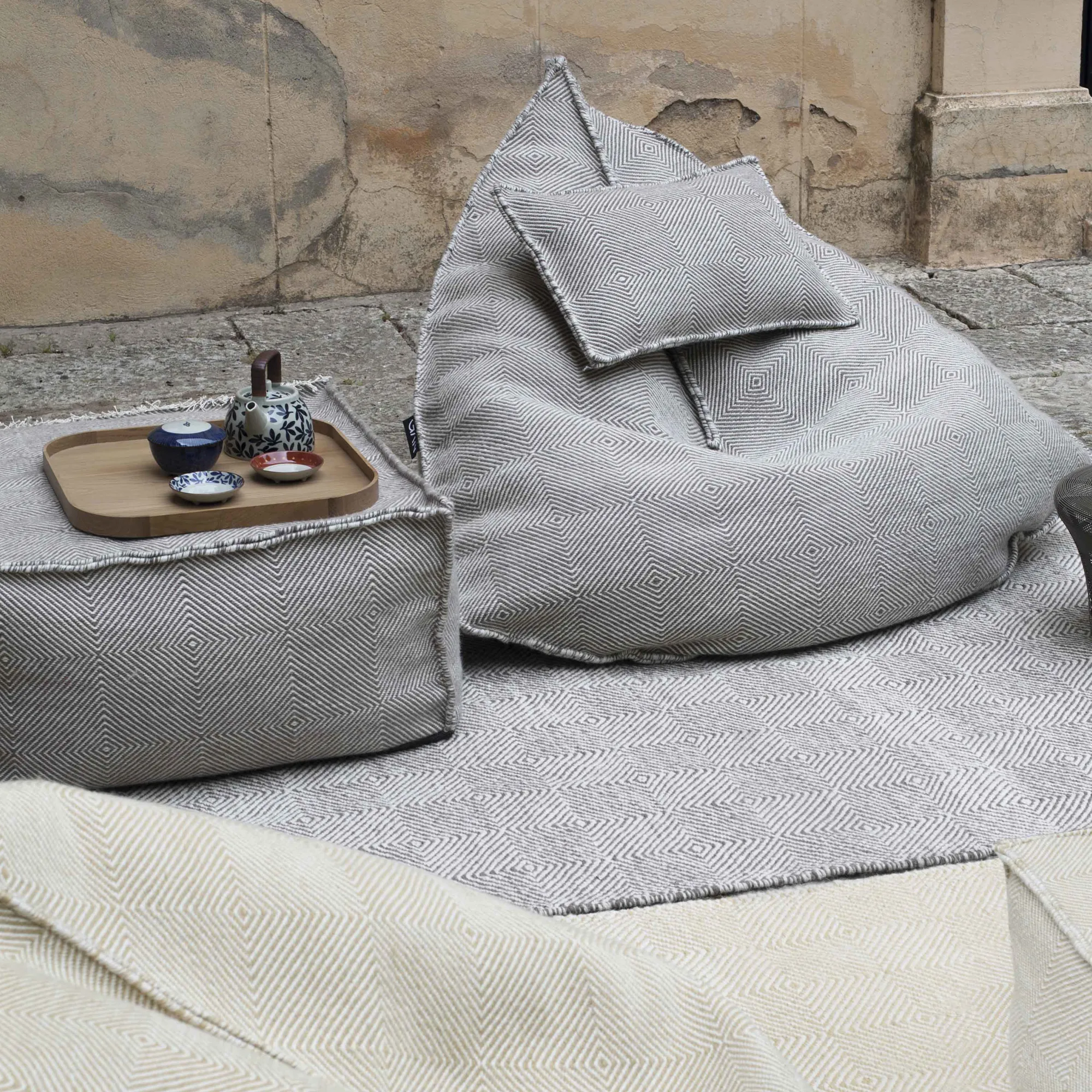 Sail Square Pouf