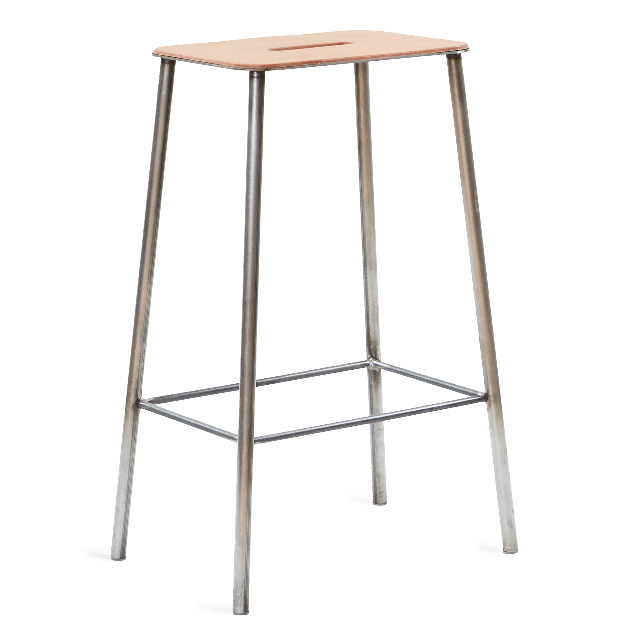 Frama - Adam Stool – Raw Steel / Natural Leather – H65 - Pallar - Toke Lauridsen - Silver - Läder/Metall | Möbler - Stolar Och Pallar - Pallar | Möbelexperten