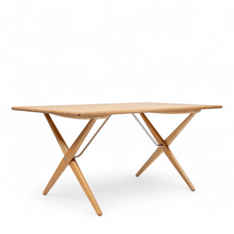 PP84 Cross Legged Coffe Table soffbord