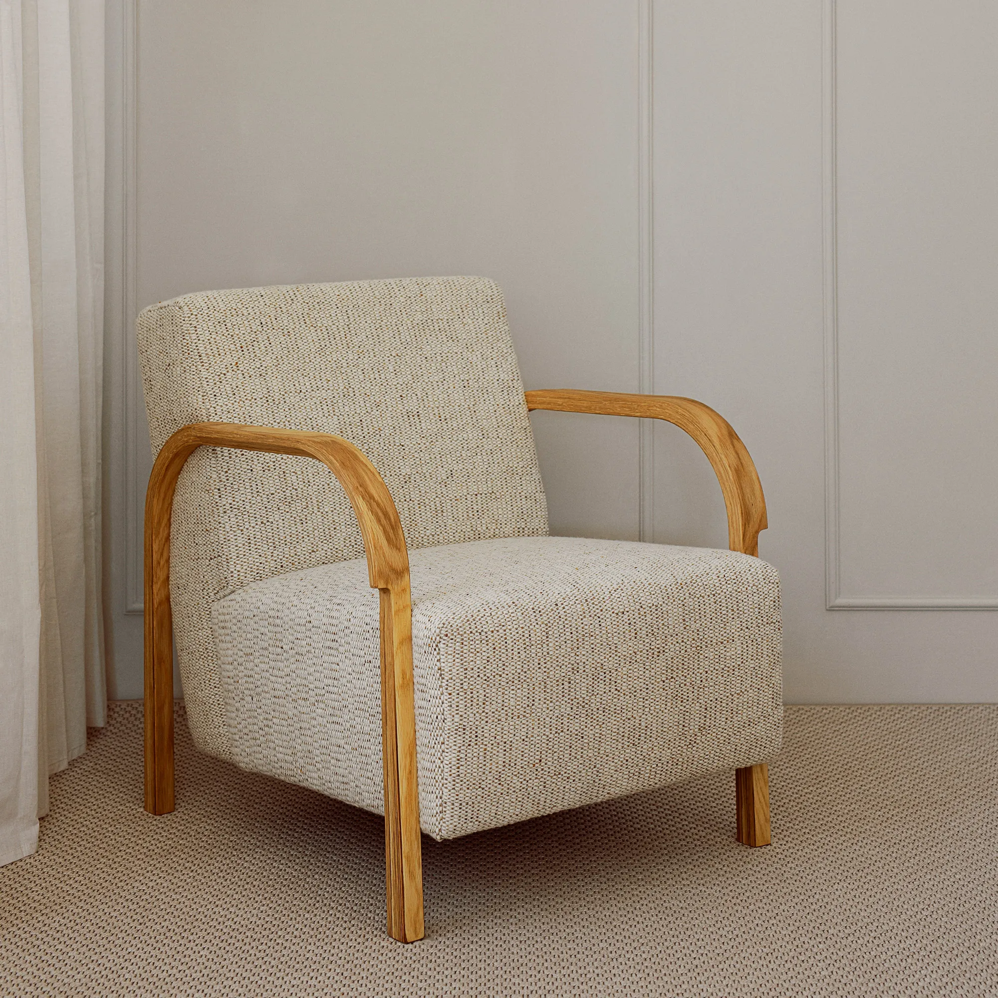 Arch Lounge Chair