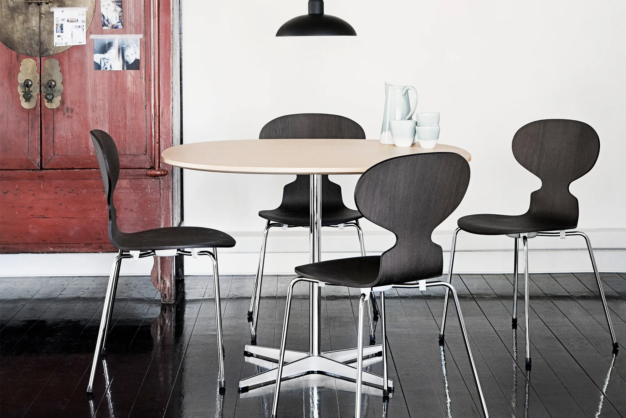 3101 Myran stol Coloured Ash Veneer Chrome