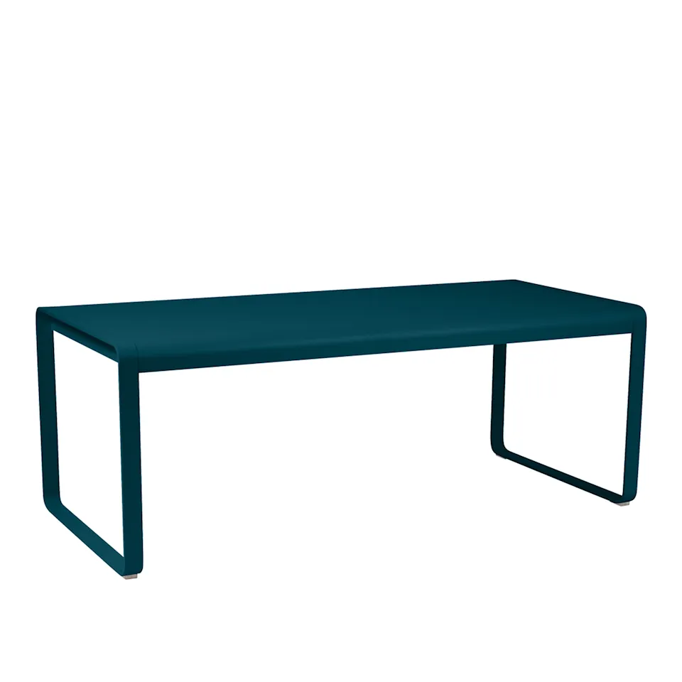 Bellevie Table