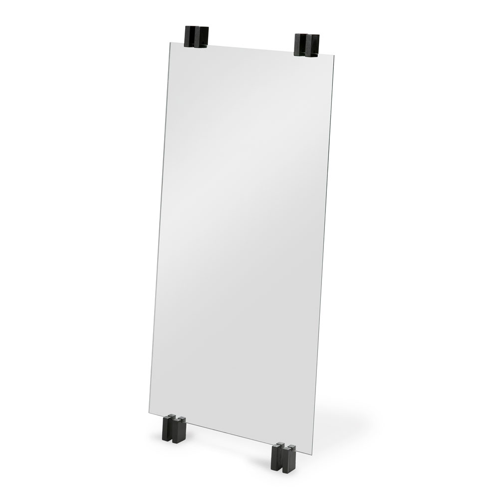 Fritz Hansen - Cutter Svart - Helkroppsspeglar - Niels Hvass