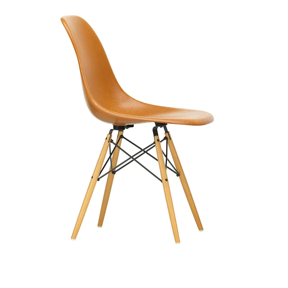 Eames Fiberglass Chair DSW stol Golden Maple