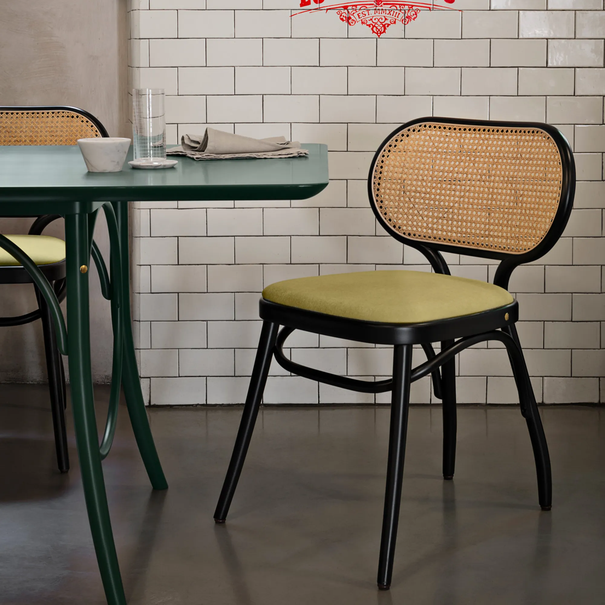 Ring Dining Table