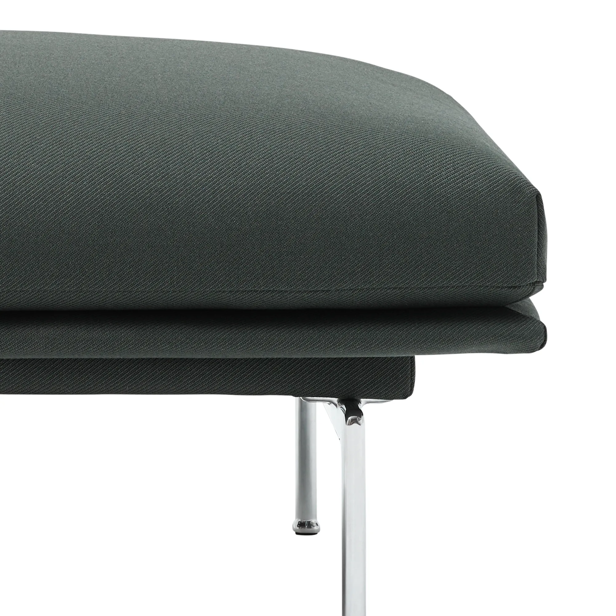Outline Pouf / Polished Aluminium Base