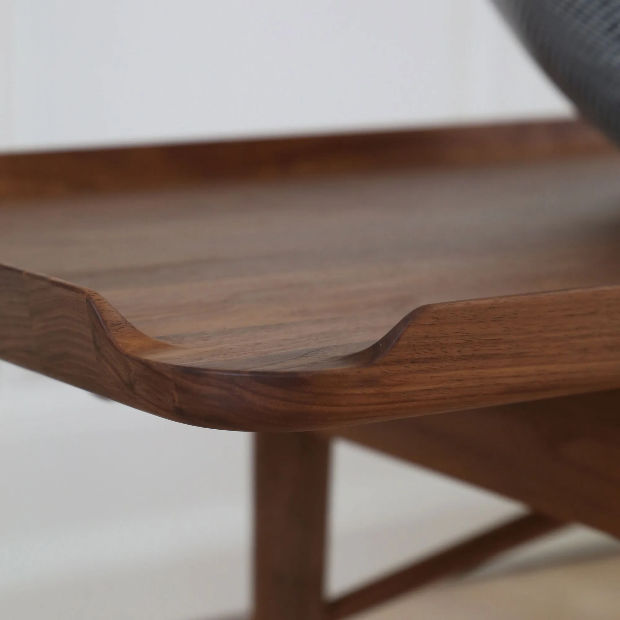 Cocktail bänk Walnut
