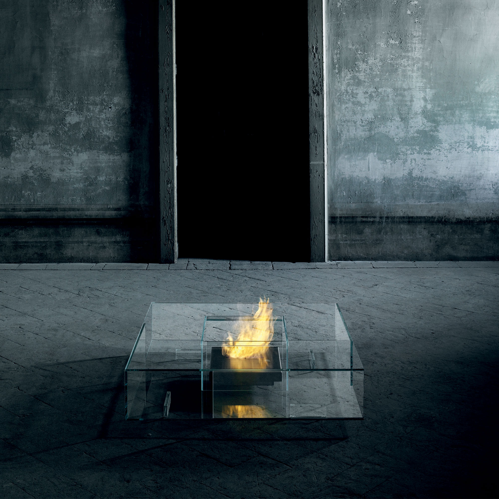 Glas Italia - SEA01B Seasons Low table with burner, Tempered and glued transparent extralight glass - Sofabord - Jean-Marie Massaud - Gjennomsiktig - Glass