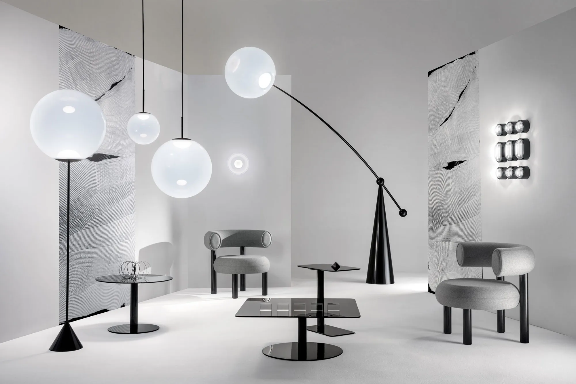 Flash Table Circle