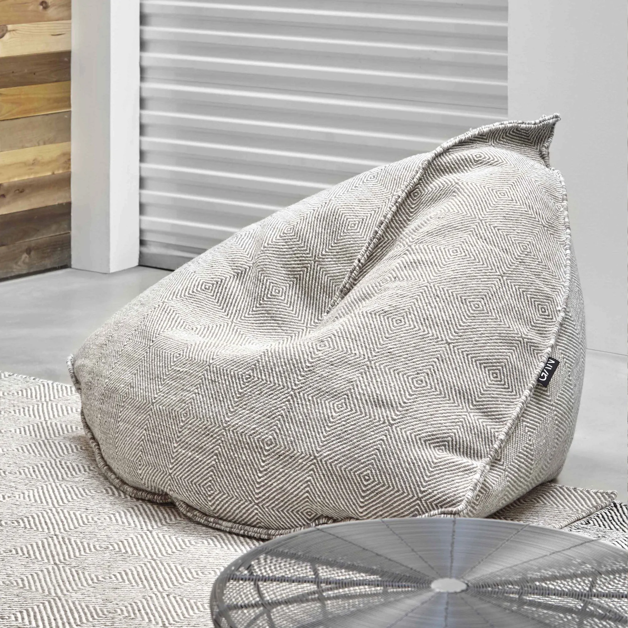 Sail Rug Taupe