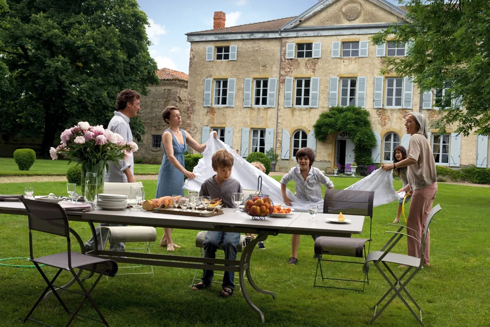 Romane Table - Runt