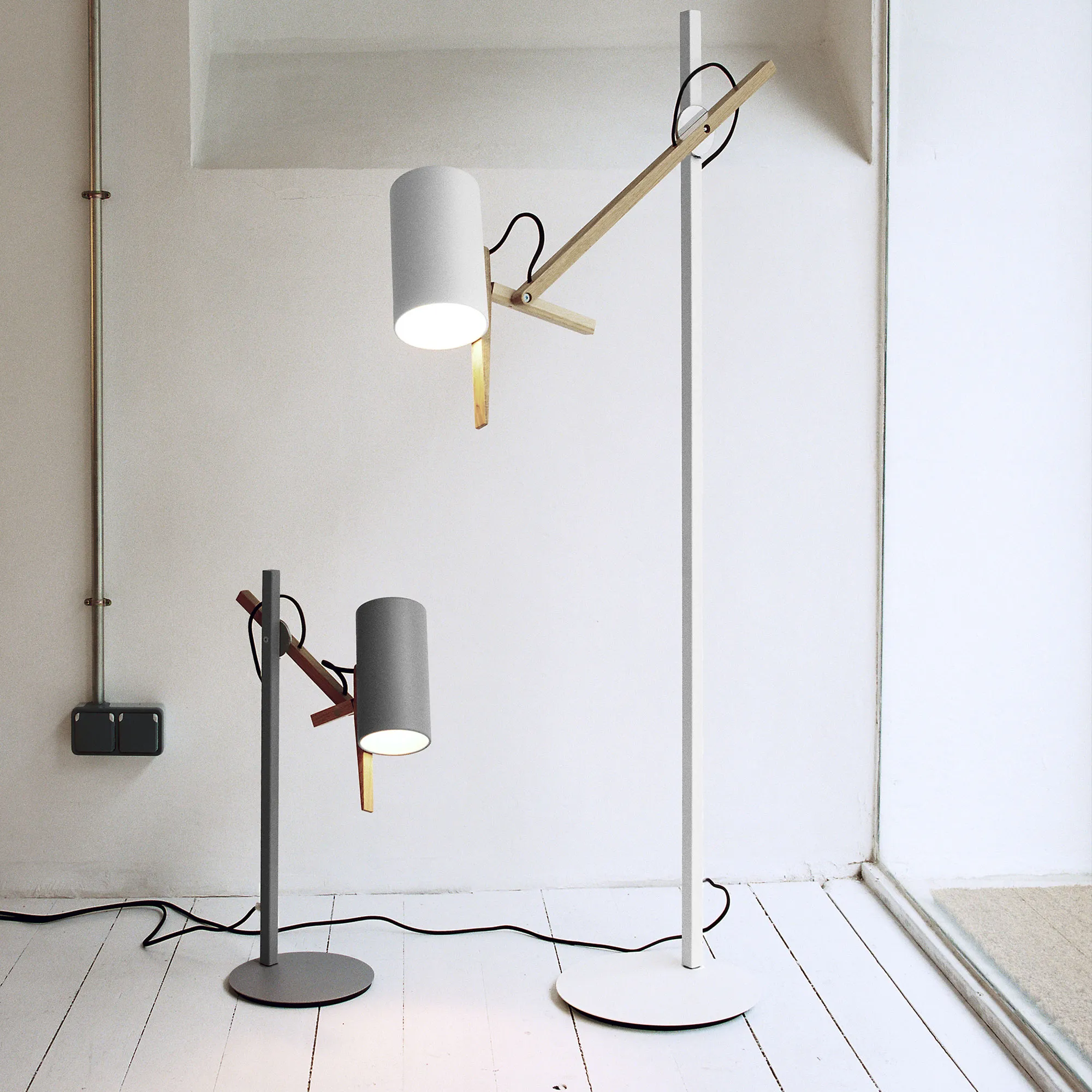 Scantling P73 - Floor Lamp