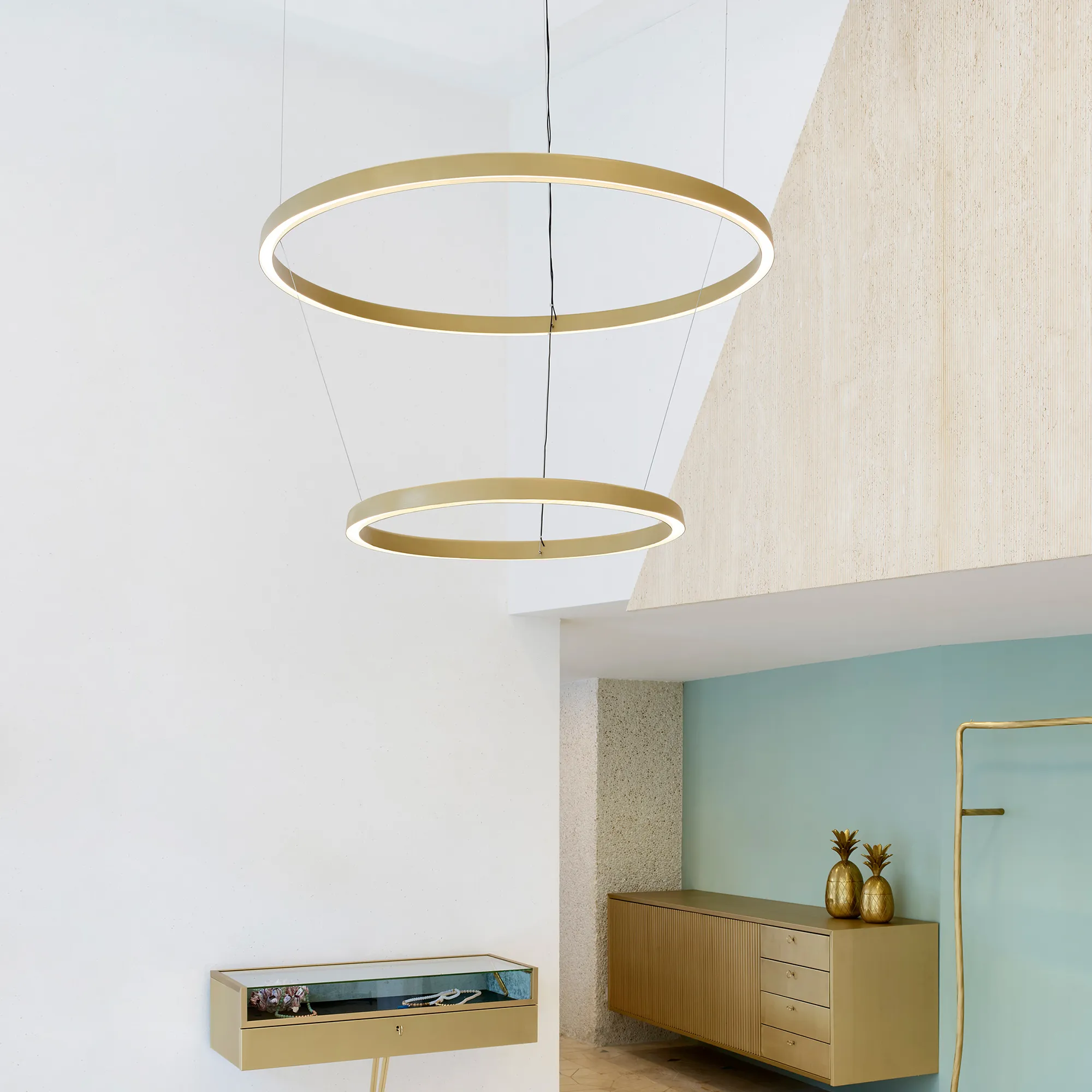Compendium Circle Suspension Black