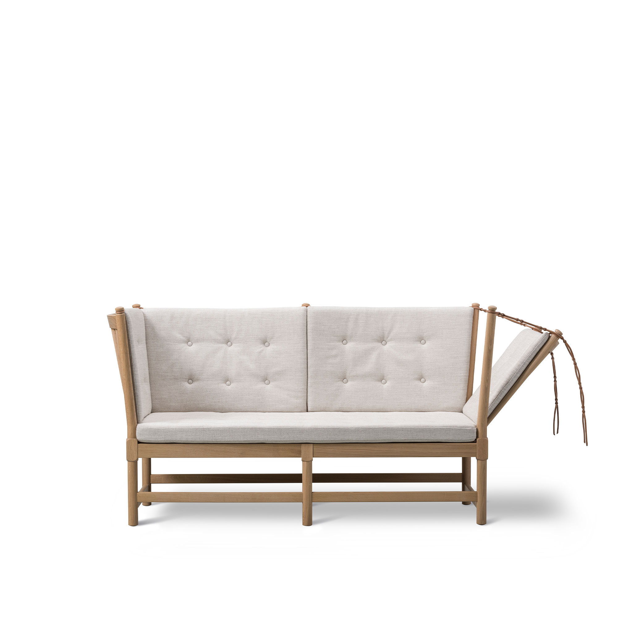 Fredericia Furniture - The Spoke-Back Sofa 2 Seater, S&aring;pad ek, Tyg 2, 10 Ruskin - Soffor - B&oslash;rge Mogensen - Beige