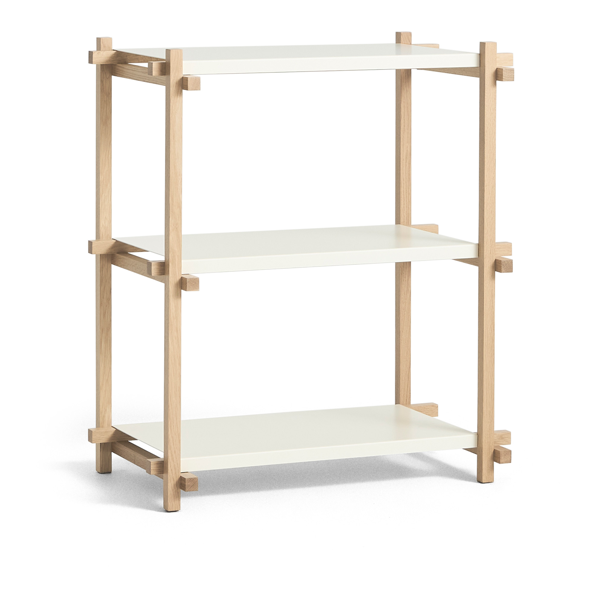 HAY - Woody Column Low Oak frame Almond white steel 75x44x85 - Hyllor - Träfärgad,Vit - Metall/Trä | Möbler - Förvaring Och Hyllor - Hyllor | Möbelexperten