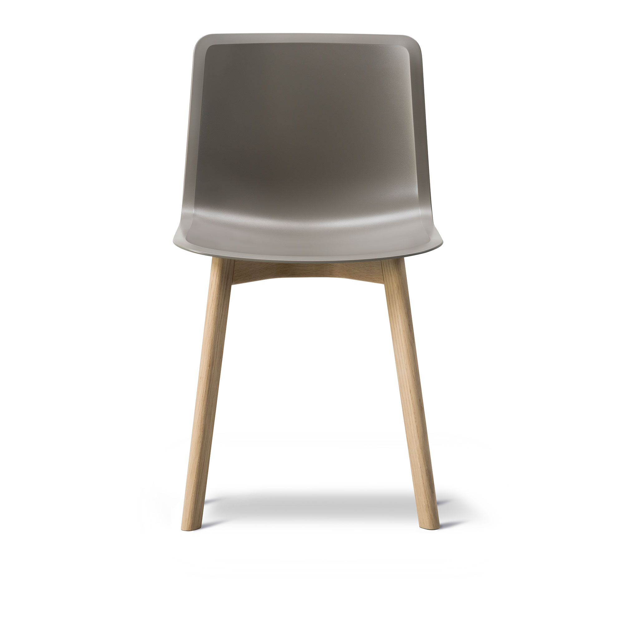 Fredericia Furniture - Pato Wood Base, Quartz Grey, Lackerad ek - Matstolar - Welling/Ludvik