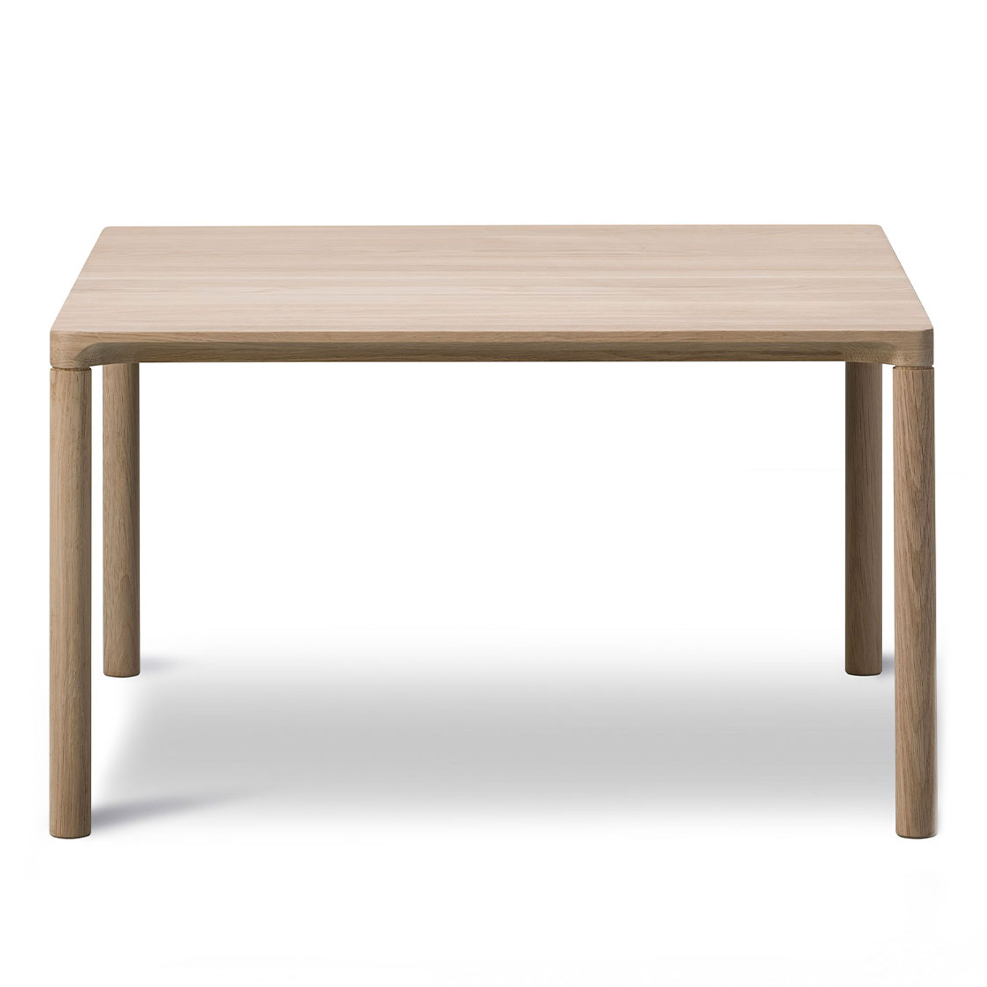 Fredericia Furniture - Piloti soffbord 63 x 63 cm såpad ek - Soffbord - Hugo Passos