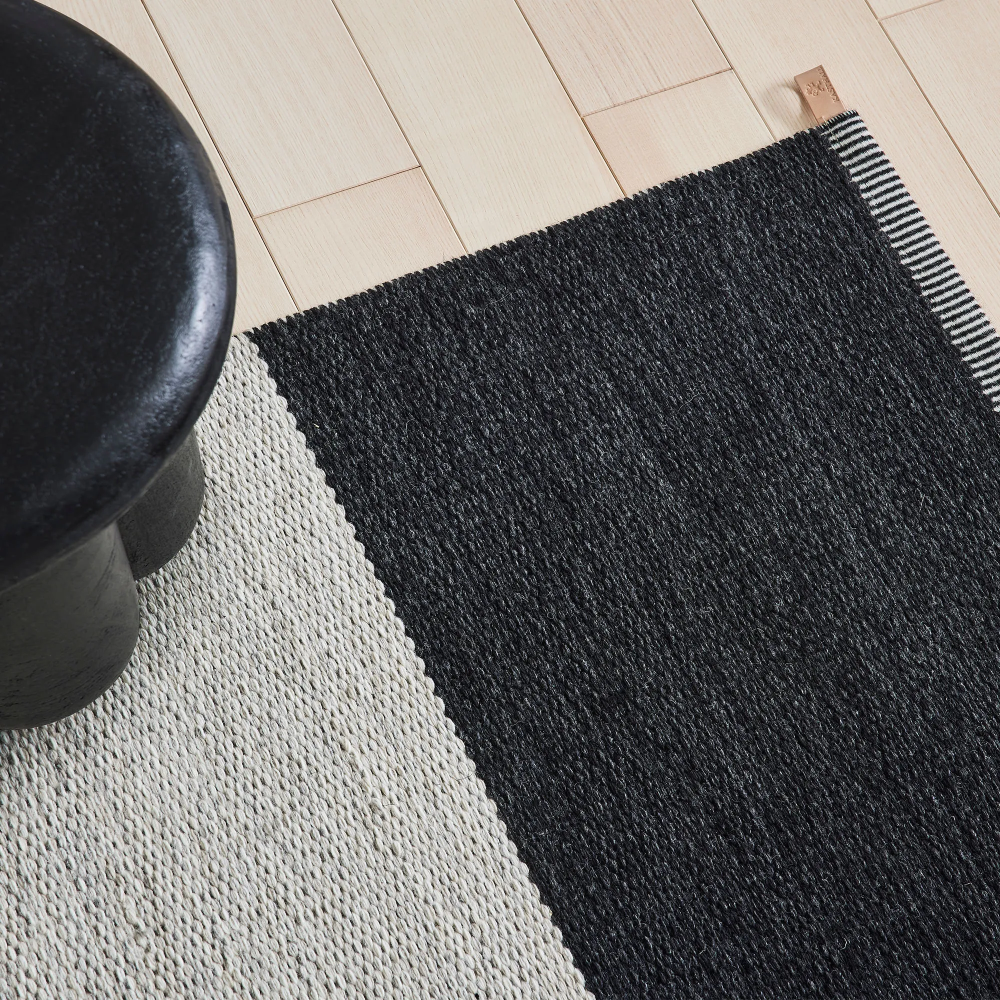 Wide Stripe Icon Midnight Black 554