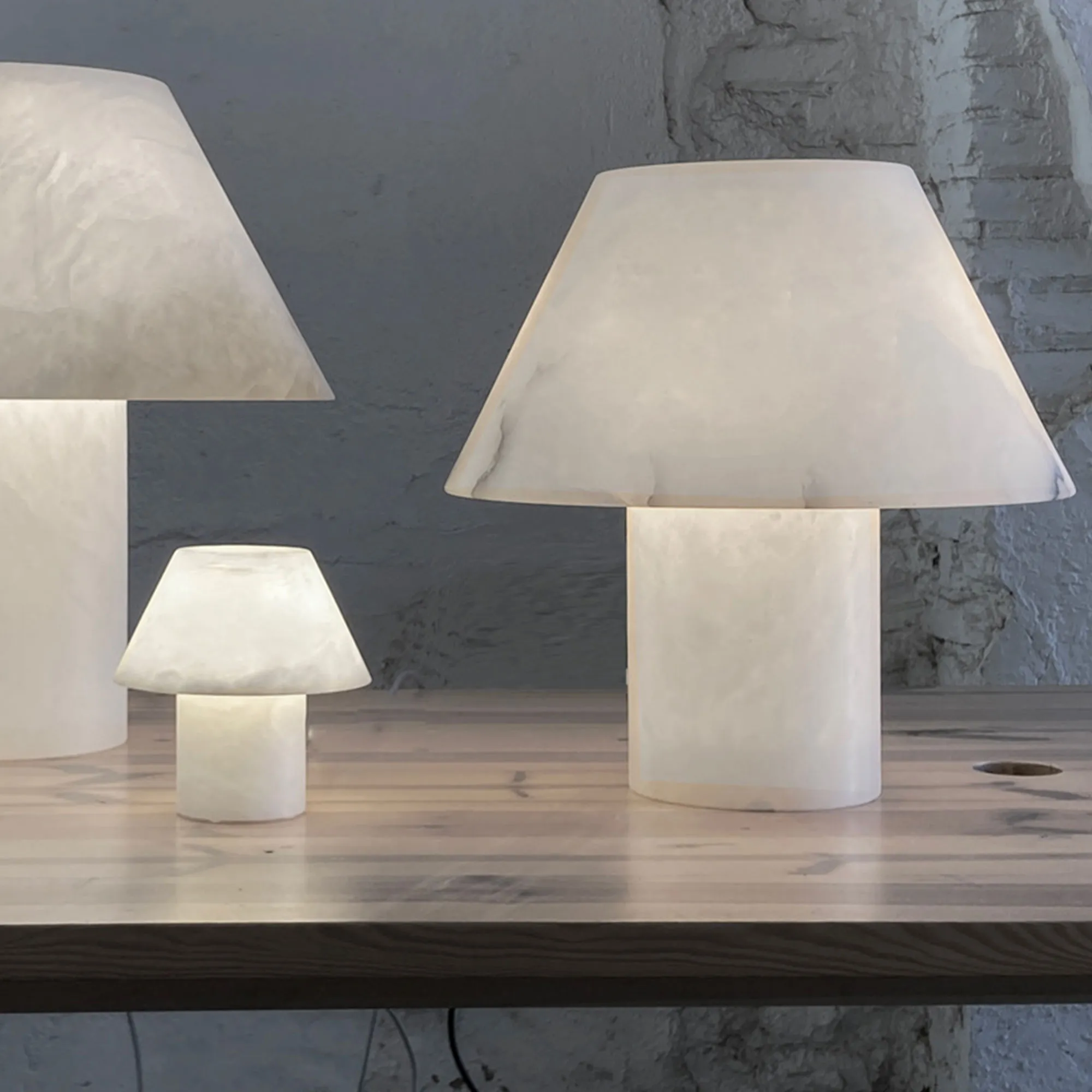 Petra M Table Lamp