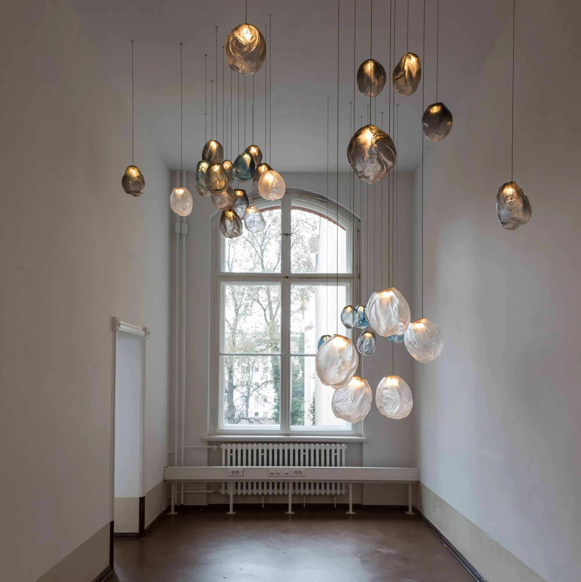 73.3V pendant lamp
