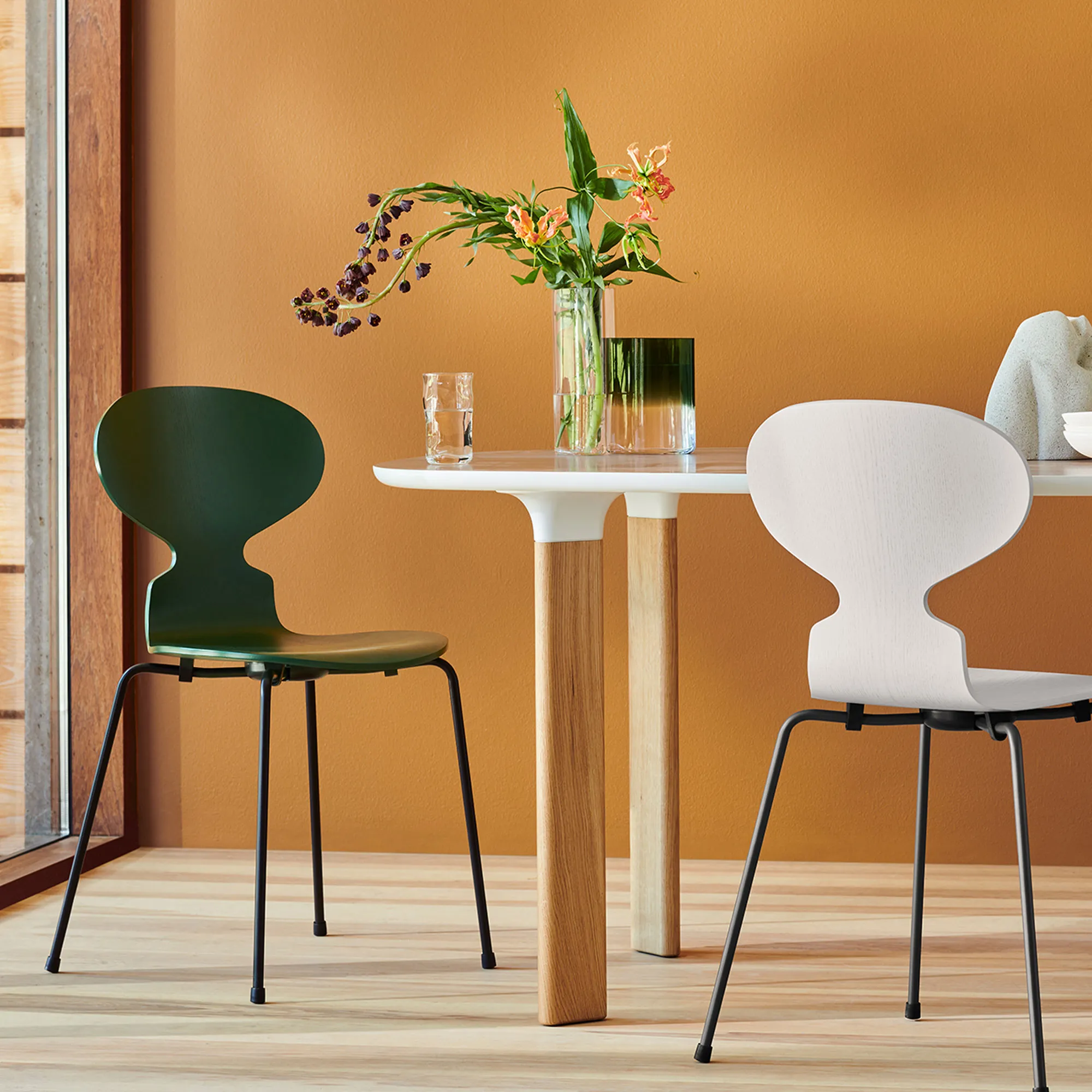3101 Myran stol Lacquered Beech Veneer Chrome