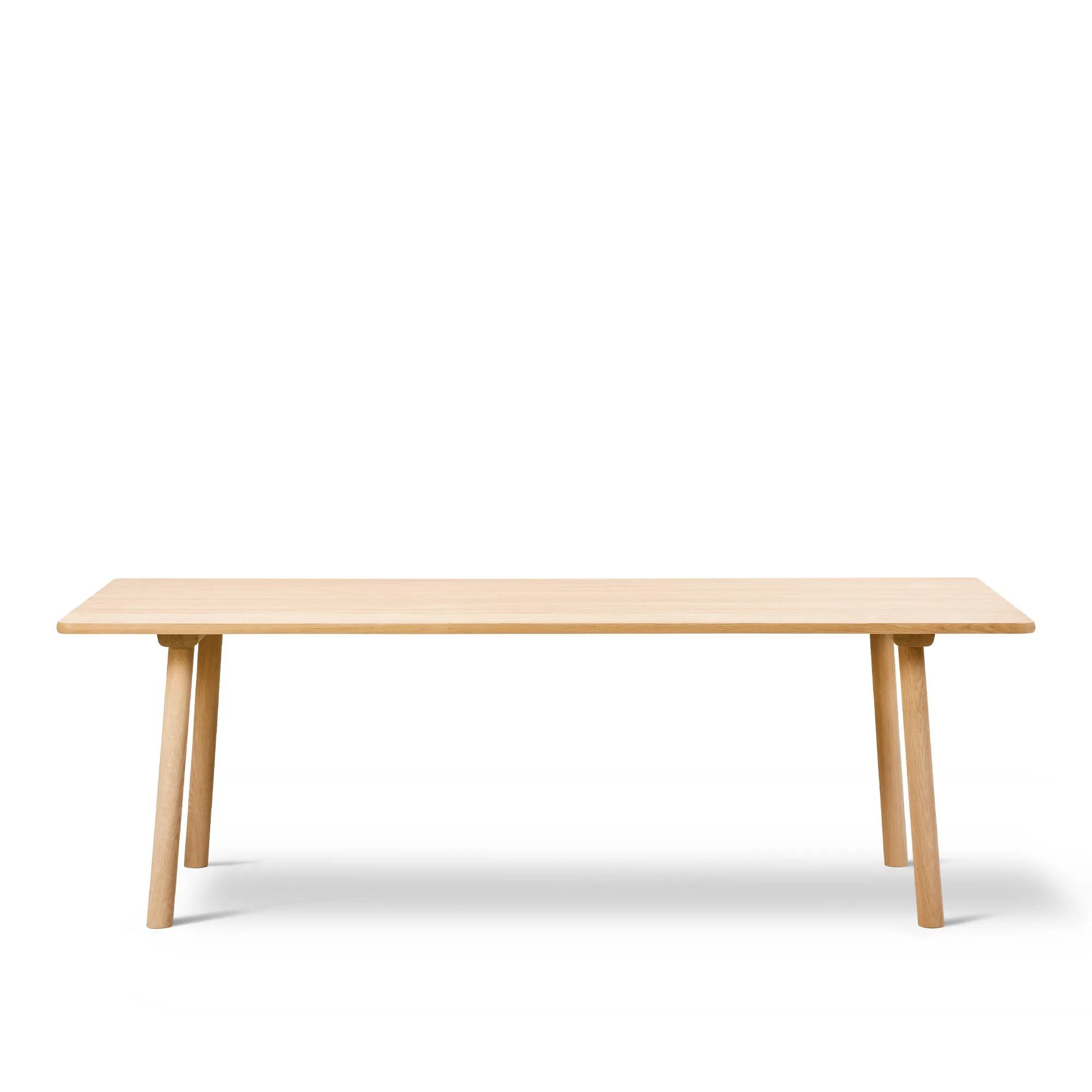 Taro Dining Table 94 x 220 cm