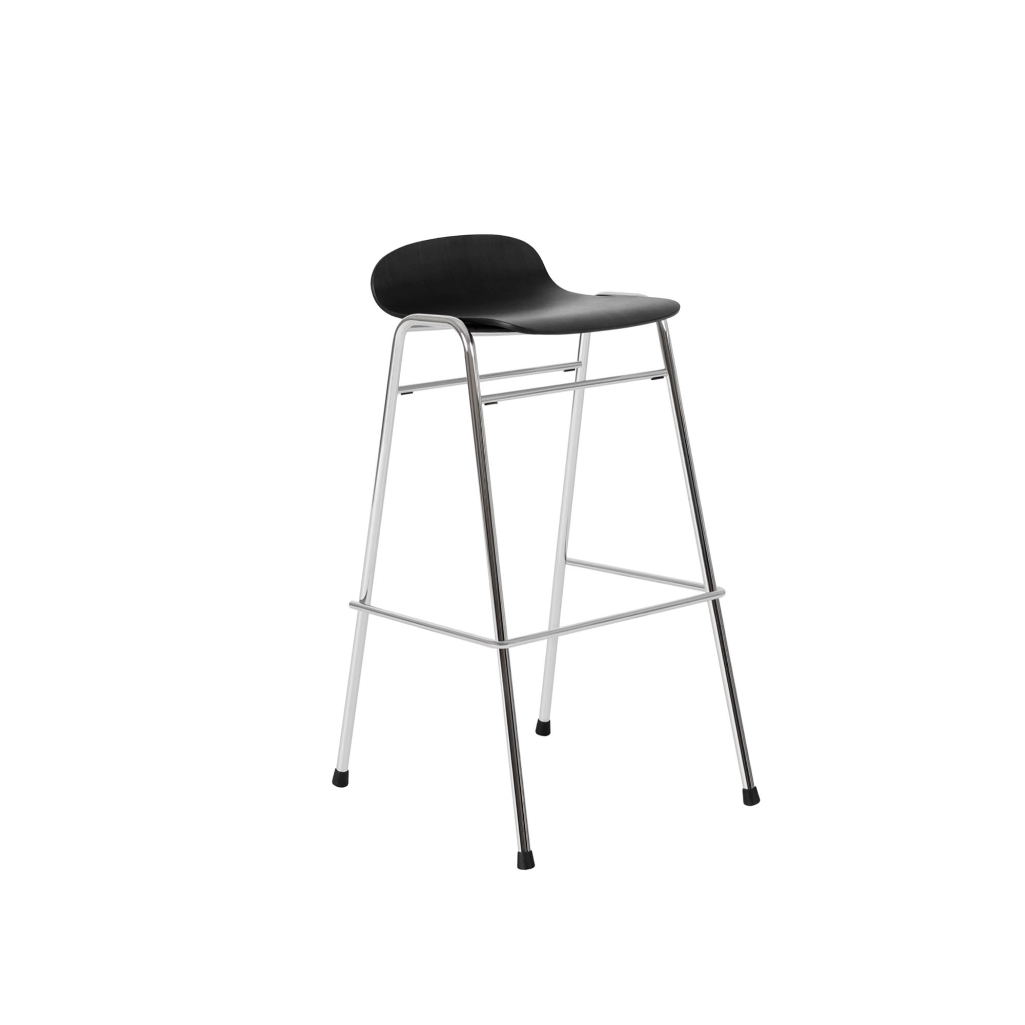 HEM - Touchwood Bar Stool - Black/Chrome - Barstolar & barpallar - Lars Beller Fjetland - Silver,Svart - Metall/Trä