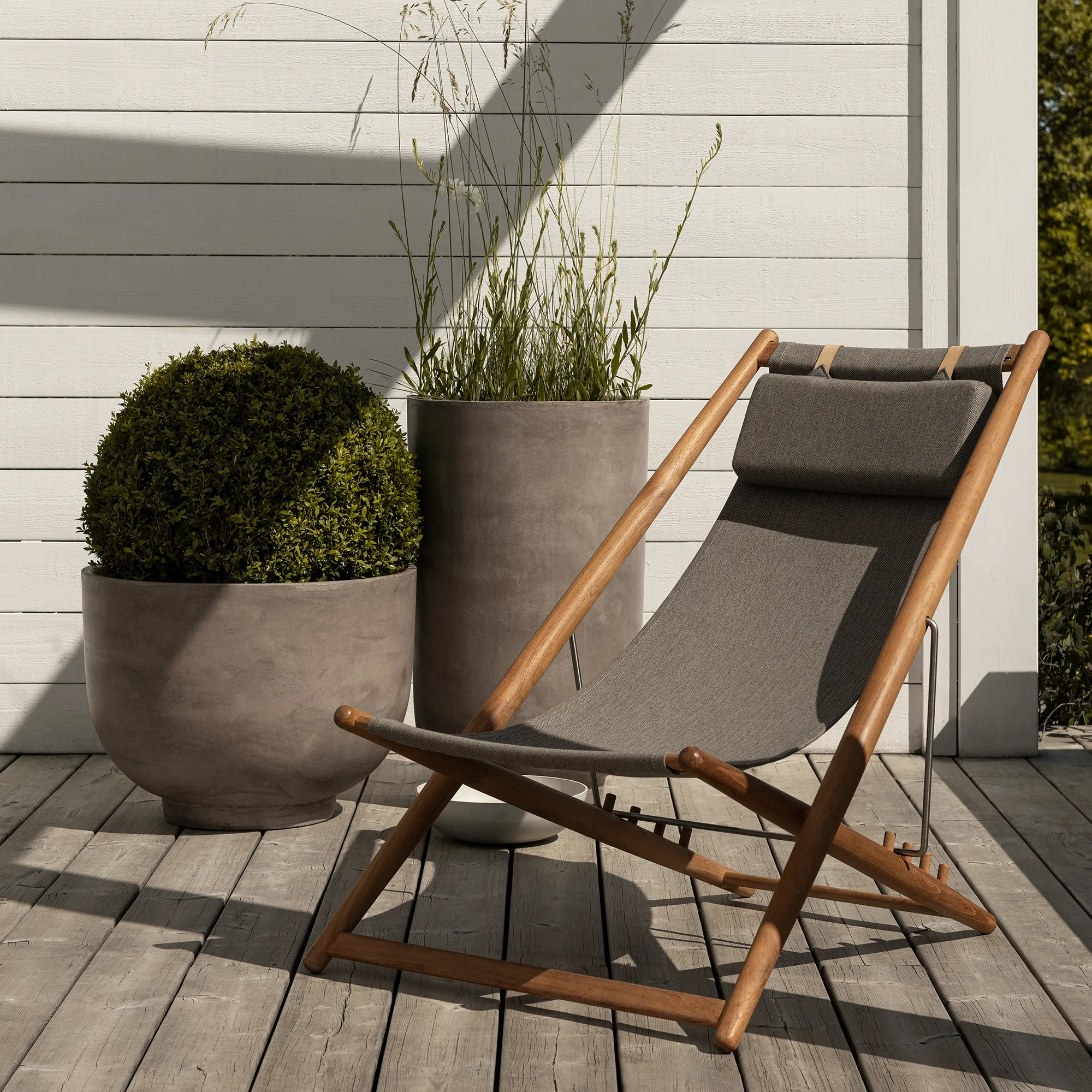 H55 Lounge Chair