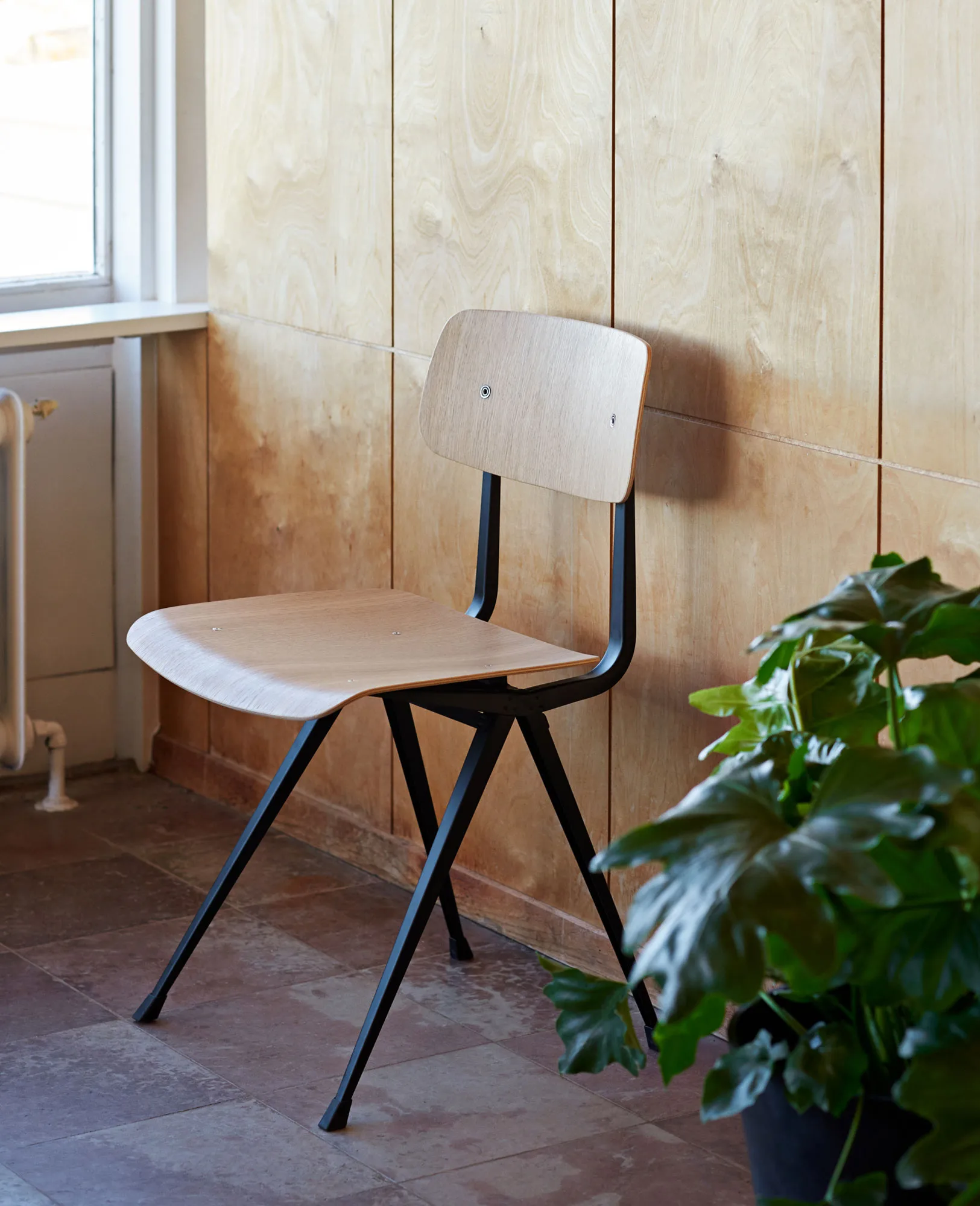 Result stol Beige