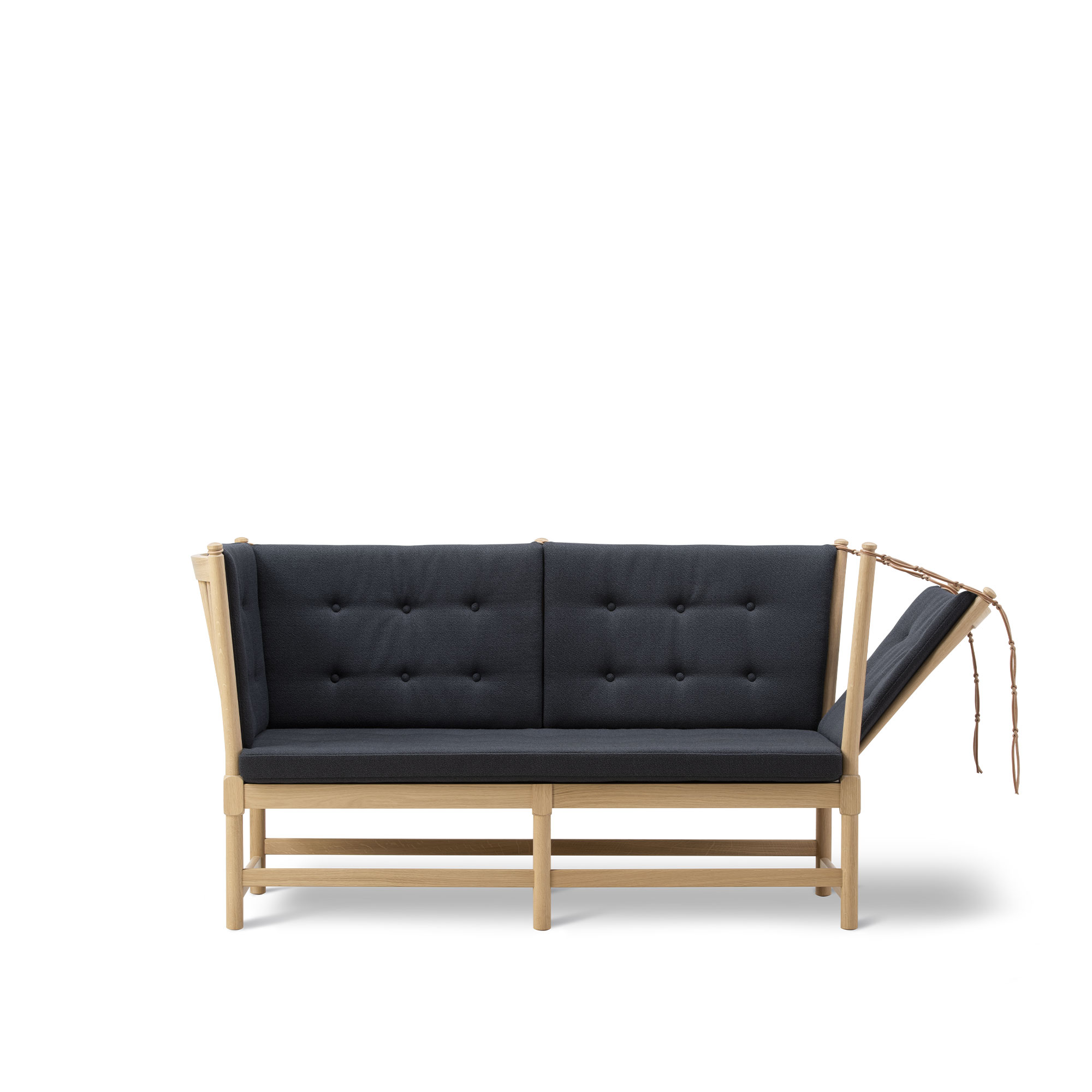 Fredericia Furniture - The Spoke-Back Sofa 2 Seater, Såpad ek, Tyg 3, 182 Vidar - Soffor - Børge Mogensen - Blå | Möbler - Soffor Och Dagbäddar - Soffor | Möbelexperten