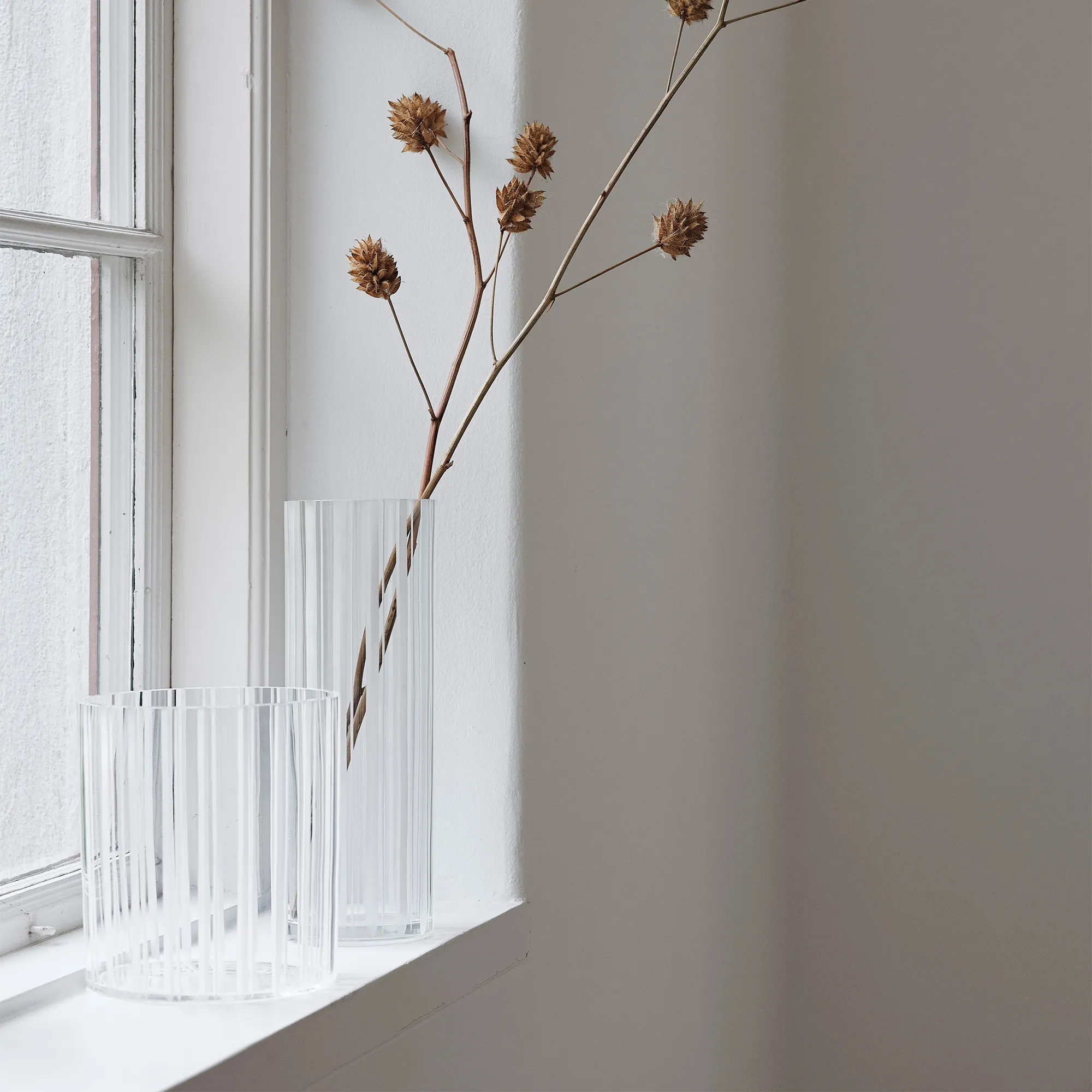 Cut In Number Vase Stripes