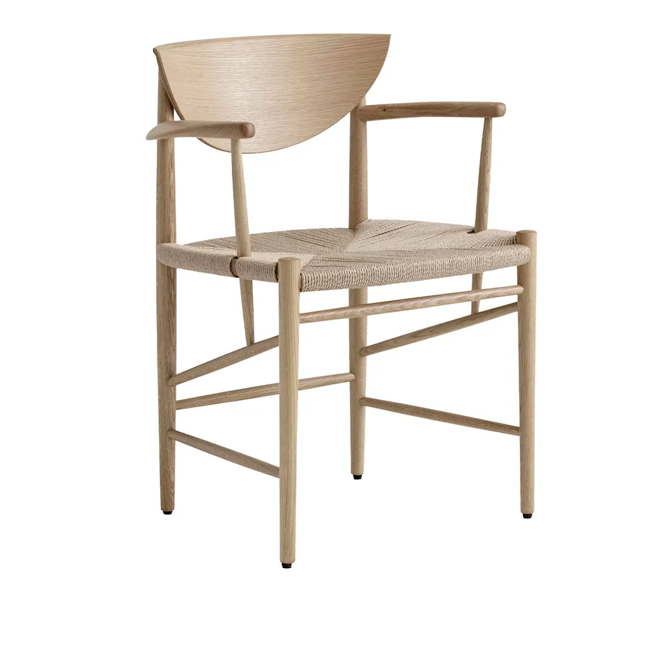 Drawn Chair With Armrest HM4