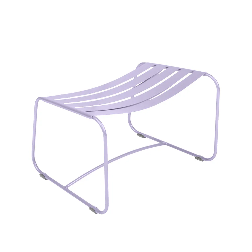 Surprising Footrest