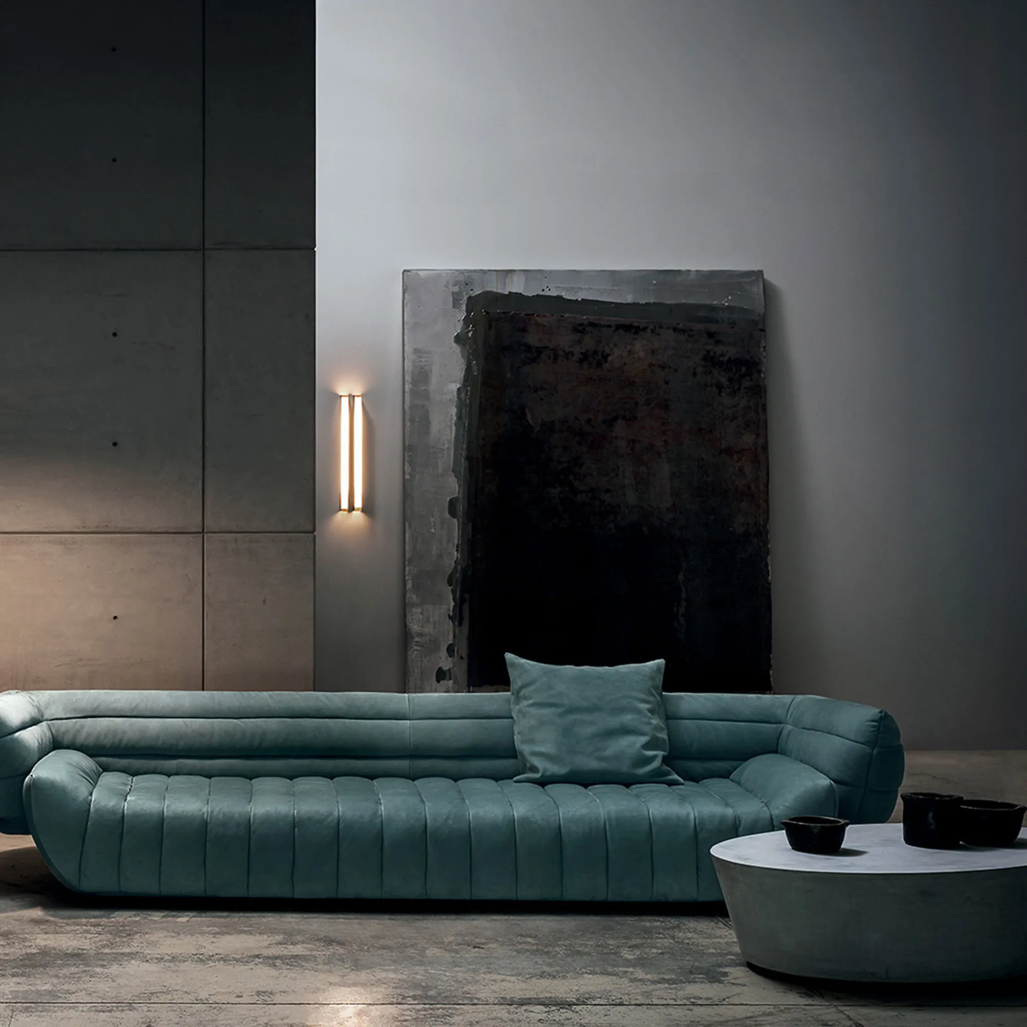 Blade Wall Lamp